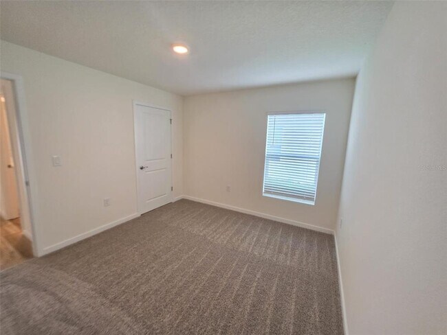 Building Photo - 4631 SW 88 Pl
