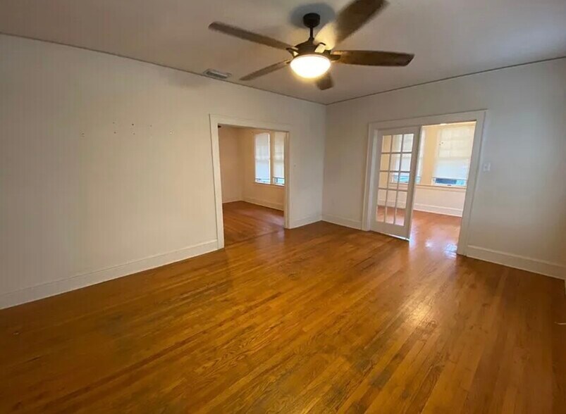Building Photo - 2839 Saint Johns Ave