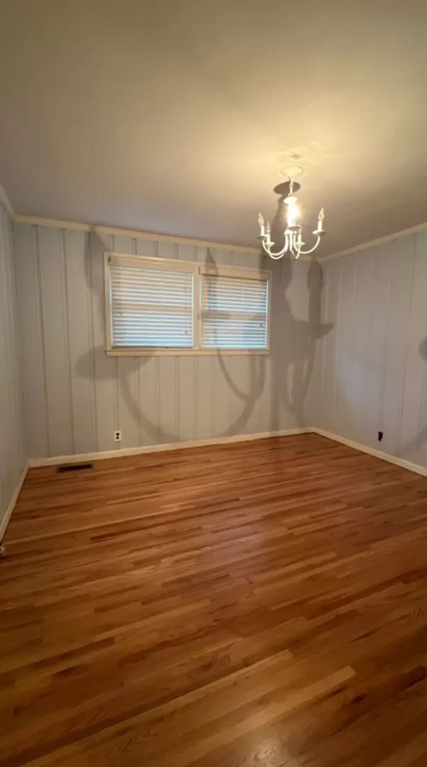 Building Photo - 2927 Hillhurst Dr