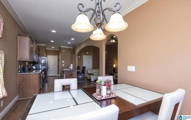 Building Photo - 1059 Kerry Dr