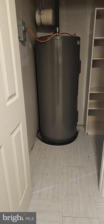 Building Photo - 11245 Old Frederick Rd