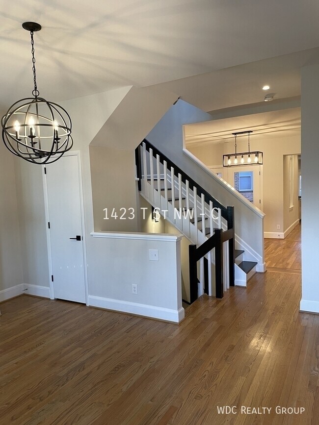 Building Photo - 1423 T St NW