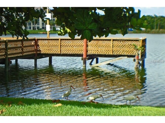 Building Photo - 3963 Lake Bayshore Dr
