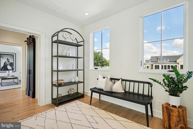 Building Photo - 601 Martingale Rdg Dr