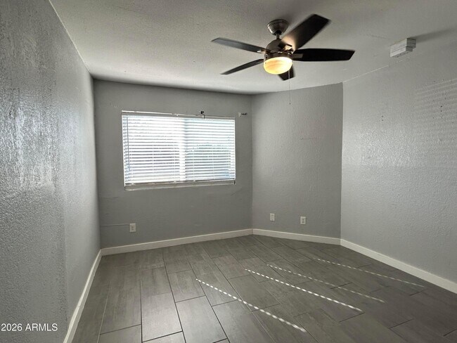 Building Photo - 9618 N 5th St