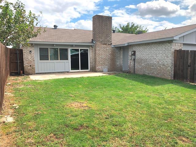 Building Photo - 4729 Nash Dr
