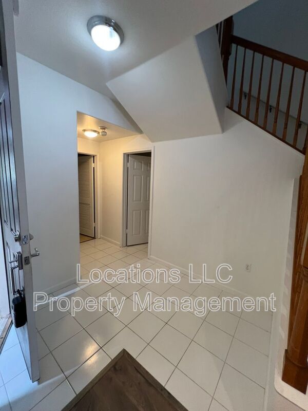Building Photo - 92-1121 Panana St