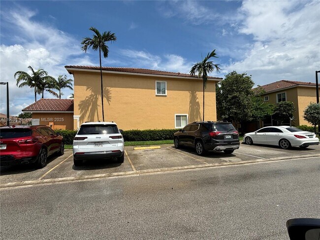 Building Photo - 570 St Michelle Way