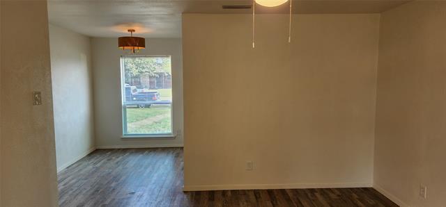 Building Photo - 1009 Shorecrest Dr
