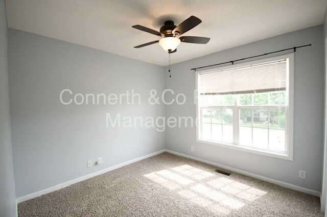 Building Photo - 3766 Bret Dr