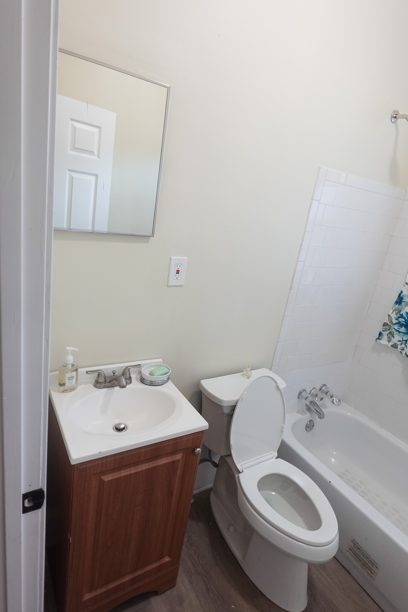 Bathroom 2 - 994 Dill Ave SW