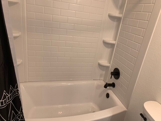 Bath - 2637 Healy Dr