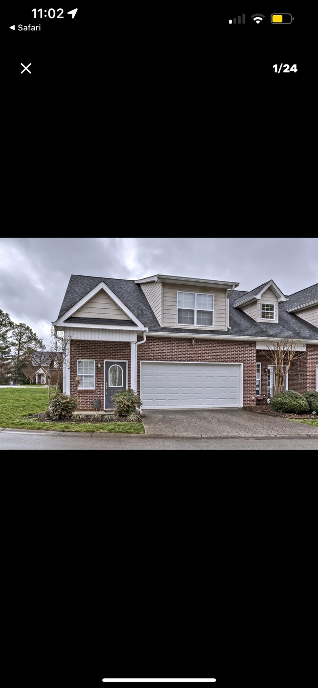 Primary Photo - 708 Yorkland Way