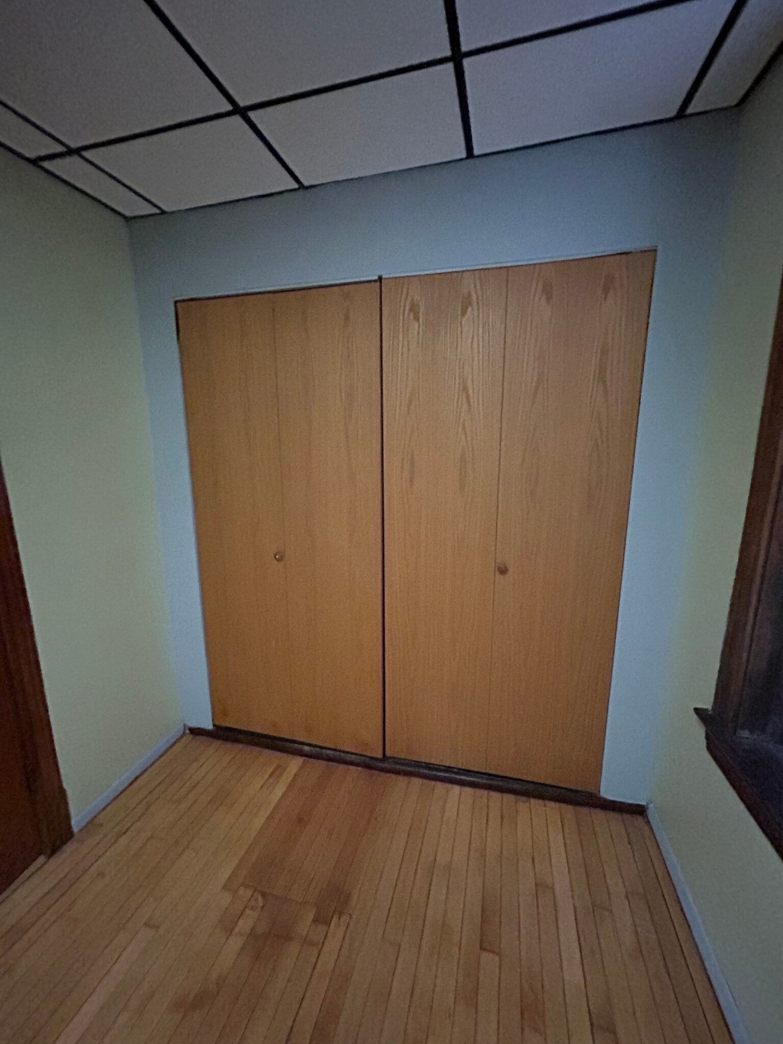 Building Photo - 3149 W 42nd Pl