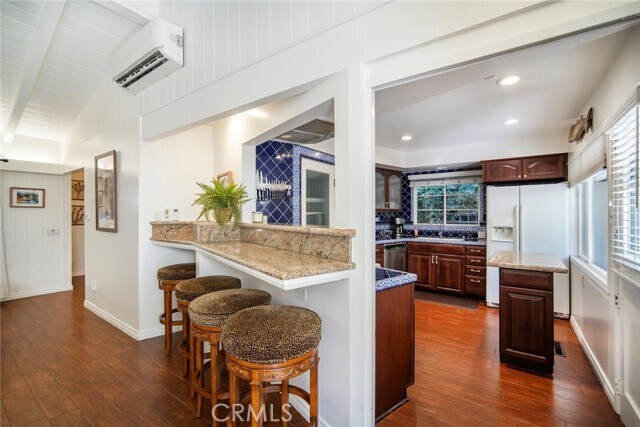 Building Photo - 33915 Robles Dr