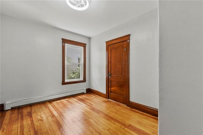 Building Photo - 360 Orient Ave
