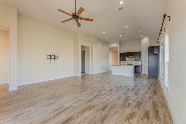 Building Photo - 6740 Brindisi Pl