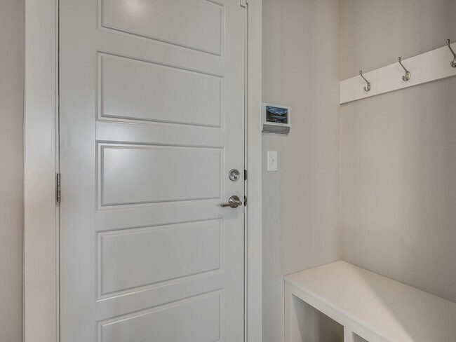 Building Photo - Beautiful Home in Edmond/Oklahoma City