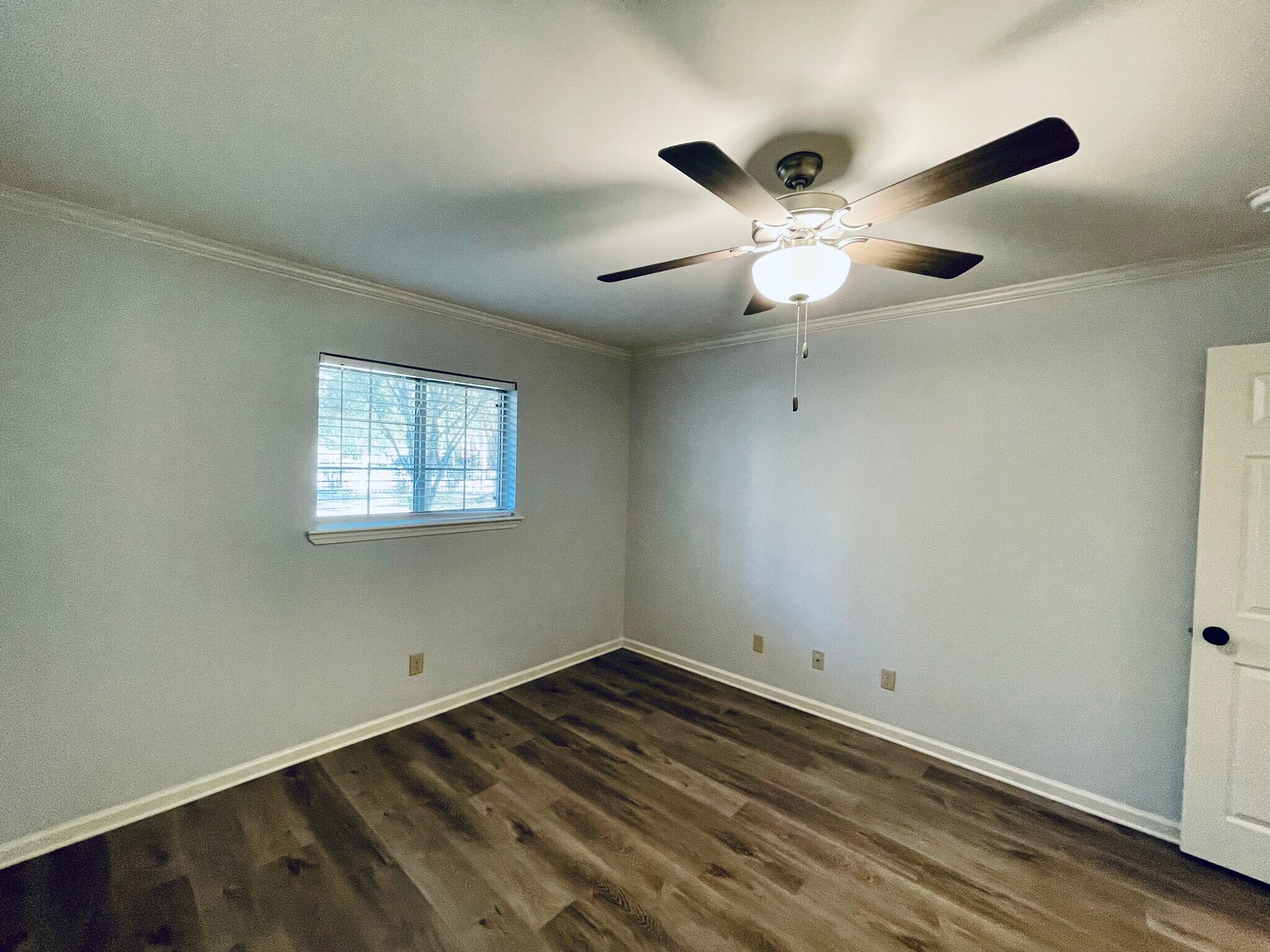 Building Photo - 2200 S Louisiana St