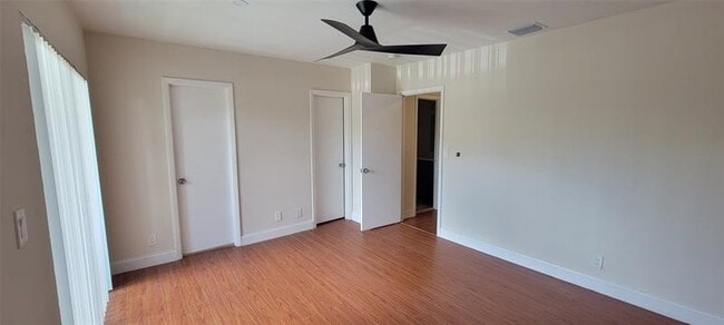 Building Photo - 11427 Royal Palm Blvd