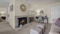 Building Photo - Cypress Pointe