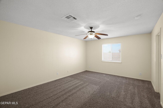 Building Photo - 4089 Tierra Bronce Dr