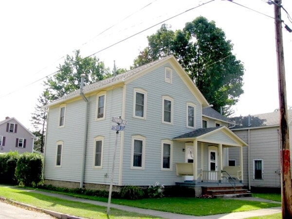 Building Photo - 450 3rd Ave