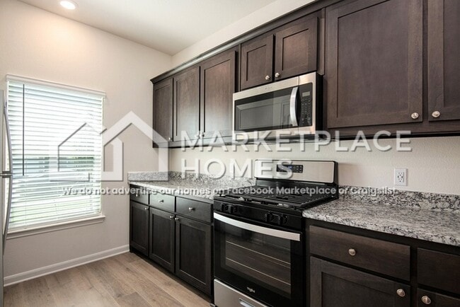 Building Photo - 10920 Gray Mare Dr