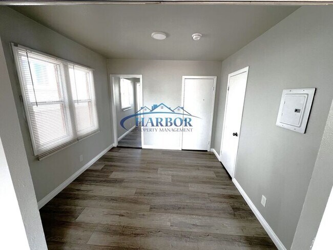 Building Photo - 782-786 W. 18th Street