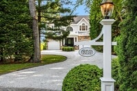 Building Photo - 619 Beacon Blvd