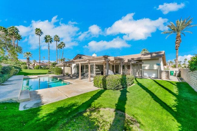 Building Photo - 45455 Crow Cir