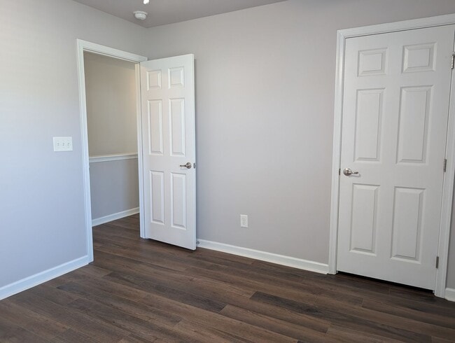 Building Photo - Beautiful 4 bed, 2.5 bath home in Indian T...