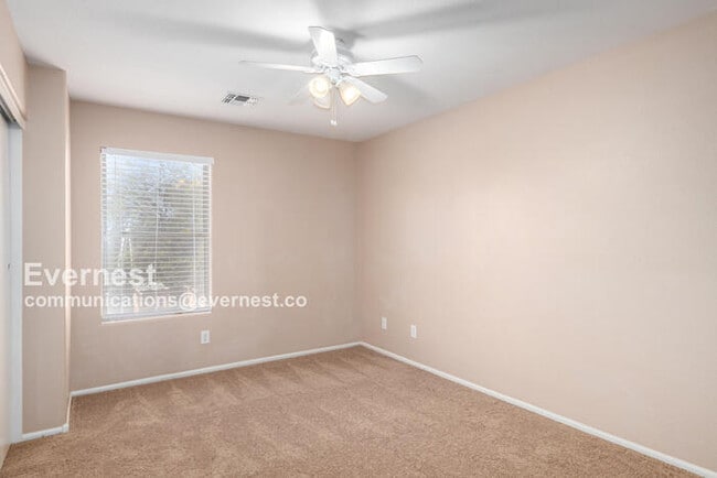 Building Photo - 42581 W Michaels Dr