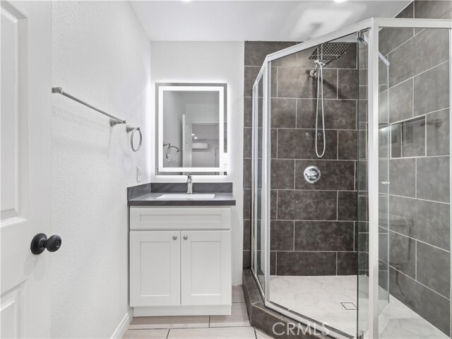 Building Photo - 8828 Chimineas Ave