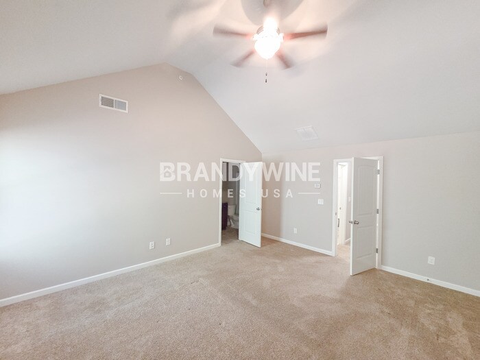 Building Photo - 1930 Old Dogwood