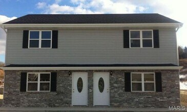 Building Photo - 24430 Sounder Ln