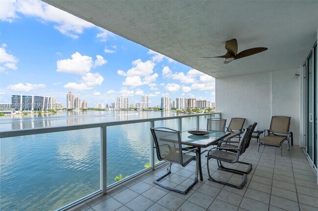 Building Photo - 18100 N Bay Rd