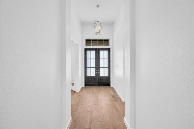 Building Photo - 30218 Indigo Falls Dr