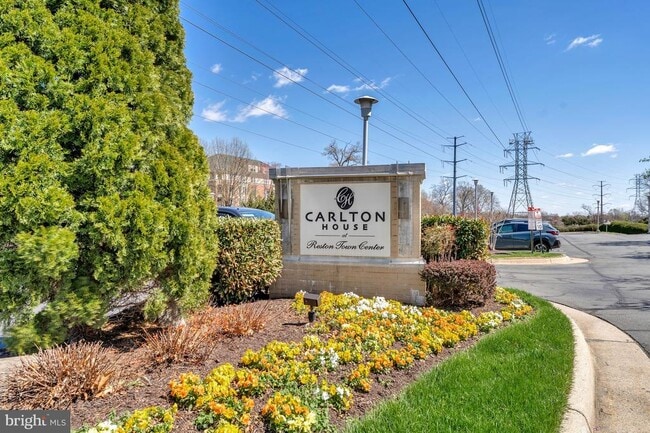 Building Photo - 11800 Sunset Hills Rd