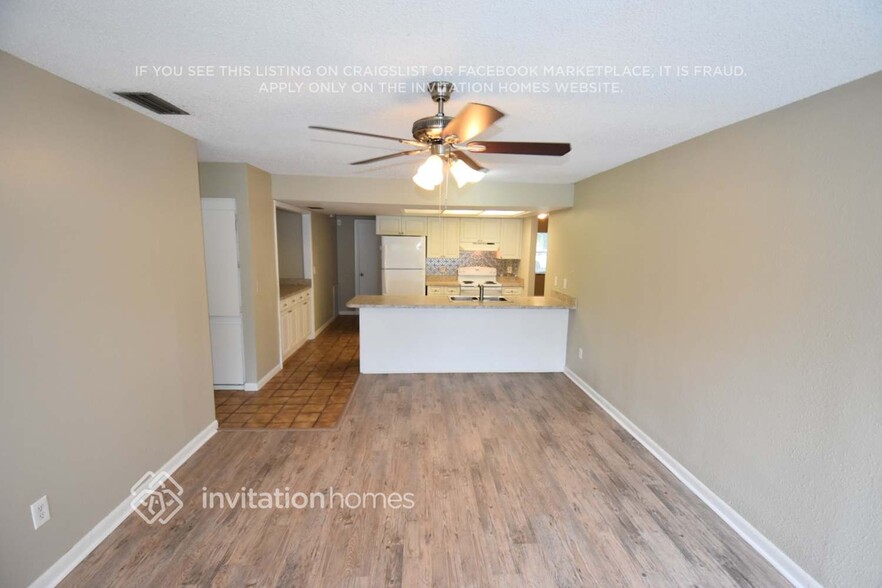 Building Photo - 7902 Soaring Trail Ln