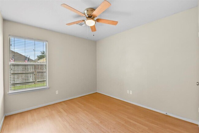 Building Photo - 3642 Slocom Dr