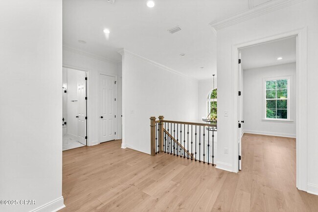 Building Photo - 3500 Fox Run Blvd