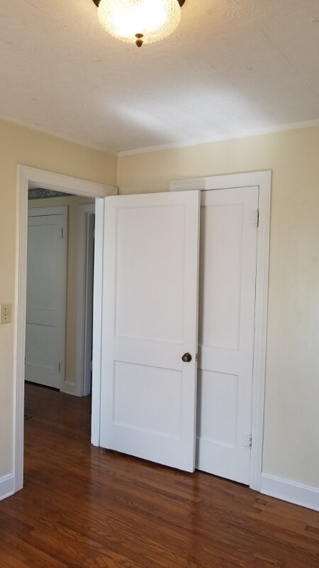 Building Photo - 7055 St John Rd