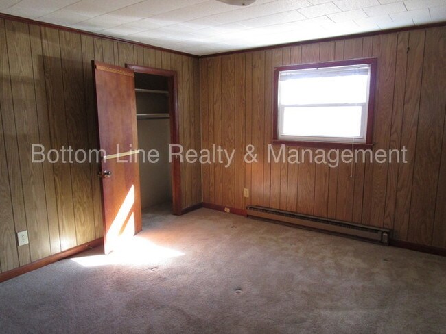 Building Photo - 7114 Mack St