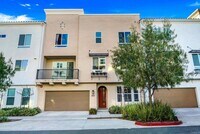 Building Photo - 1440 Suwerte Ave