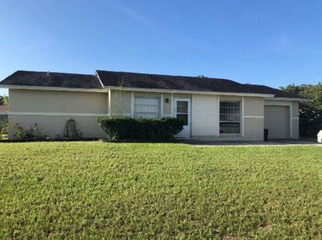 Primary Photo - Single Family Home in BVL, Kissimmee