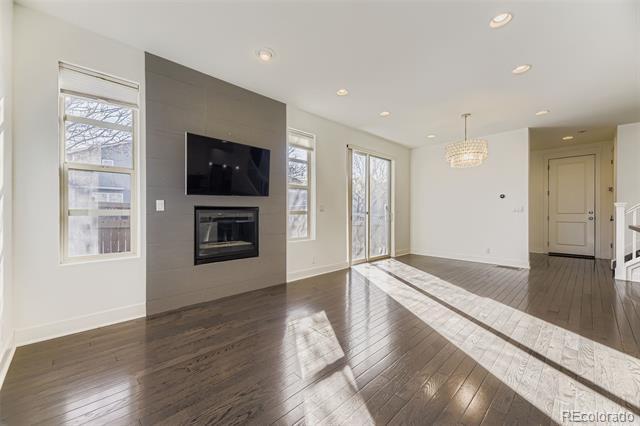 Building Photo - 539 S Upham St