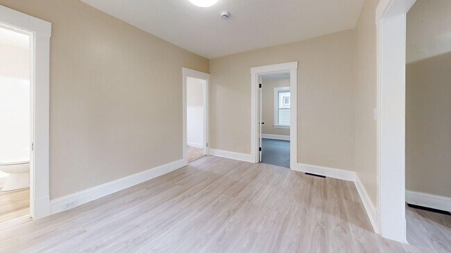 Building Photo - 3865 W 16th St