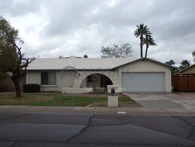 Building Photo - 4338 E Alta Mesa Ave