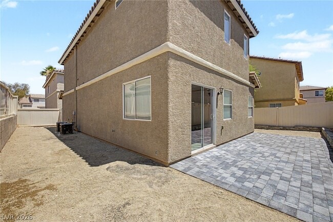 Building Photo - 8168 New Leaf Ave